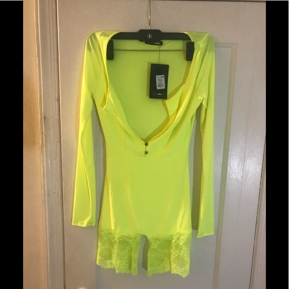 Body suit very low cut
